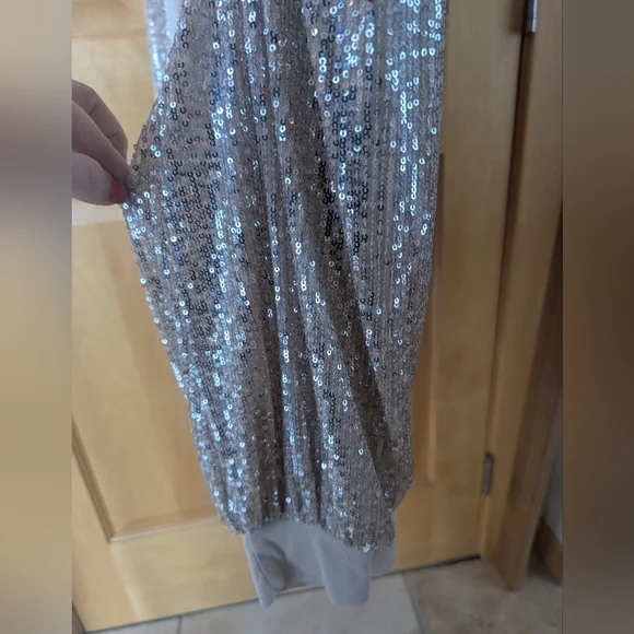 Torrid Beige Sequin Sleeve Top - Picture 10 of 11